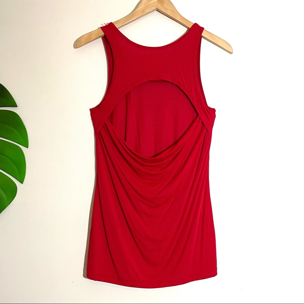 Beyond Yoga Keyhole Back Tank - Picture 2 of 8